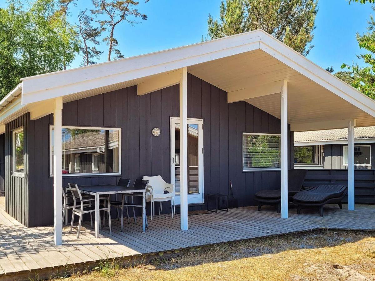 8 Person Holiday Home In Nex Snogebaek Exterior photo